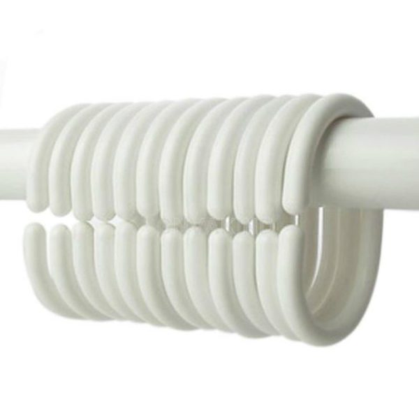 Anneaux de rideau de douche blancs
