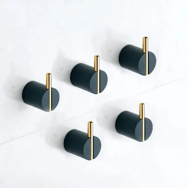 patère noire salle de bain moderne