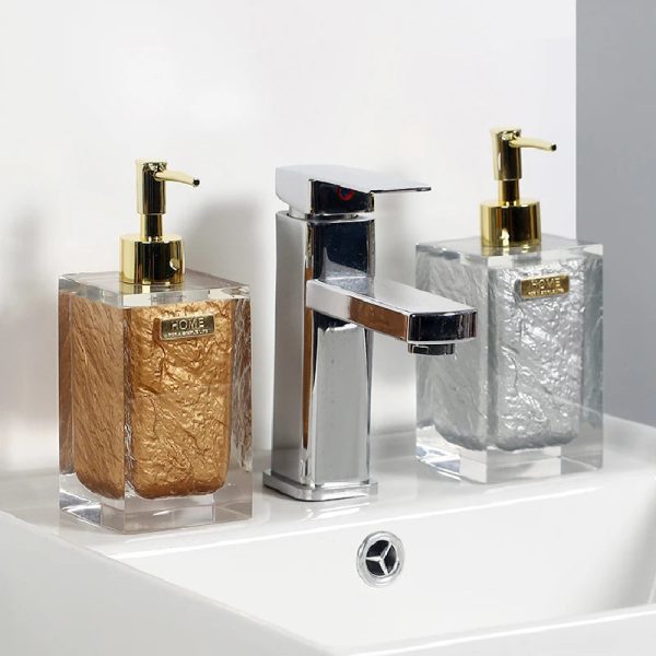 bouteille d'émulsion transparente