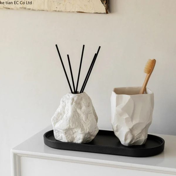 tasse en céramique roche