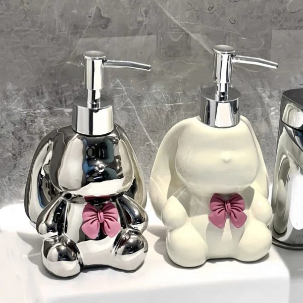 distributeur de savon liquide