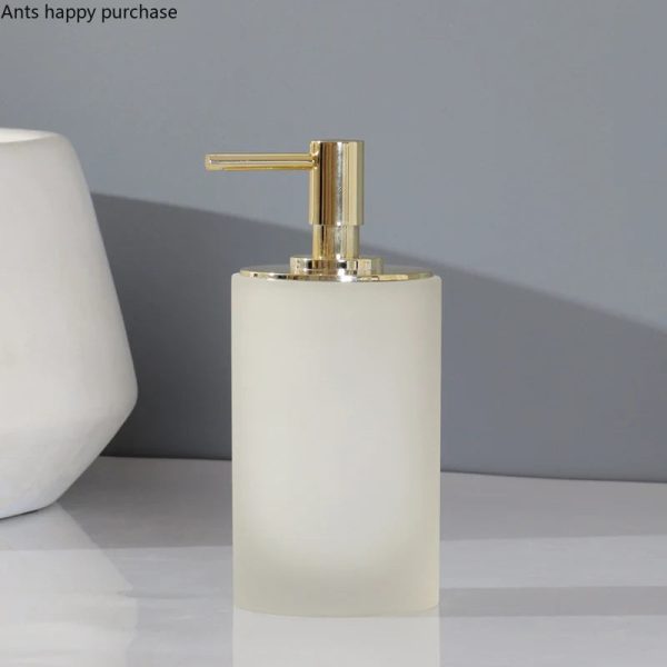 distributeur de savon moderne