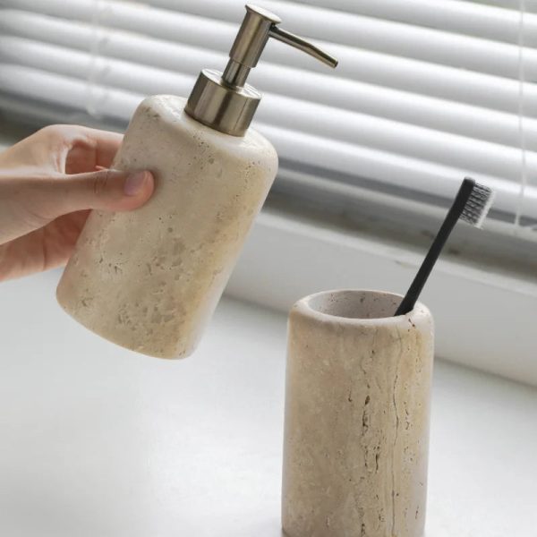 ensemble d'accessoires en marbre