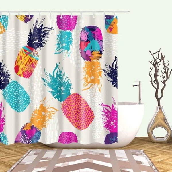 rideau de douche avec ananas colorés