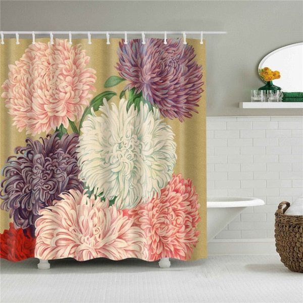 rideau de douche nature fleurs pompons dans salle de bain